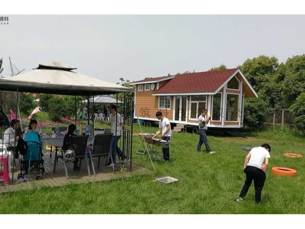 山水悠悠，移動木屋作伴